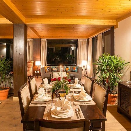 Stayvista At The Winter Line With Complimentary Breakfast Kasauli Kültér fotó