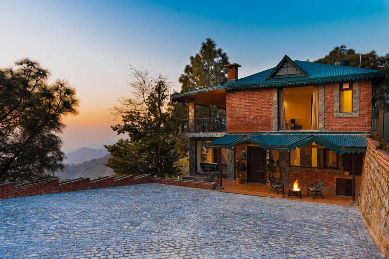Stayvista At The Winter Line With Complimentary Breakfast Kasauli Kültér fotó