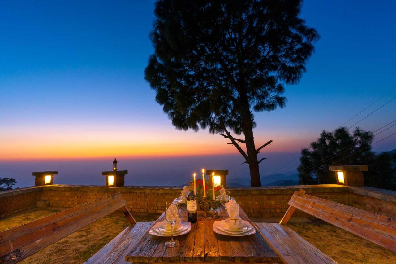 Stayvista At The Winter Line With Complimentary Breakfast Kasauli Kültér fotó