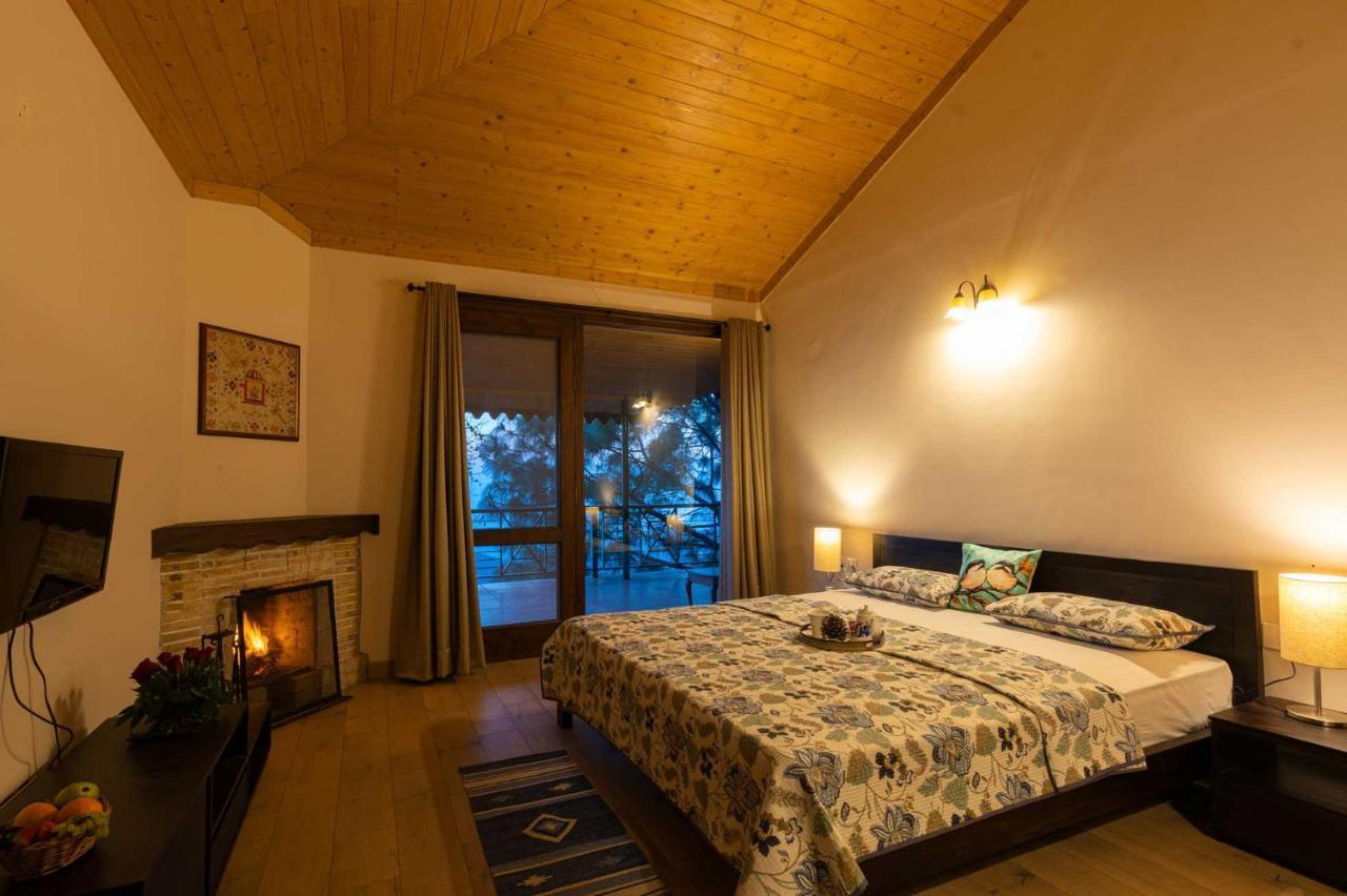 Stayvista At The Winter Line With Complimentary Breakfast Kasauli Kültér fotó