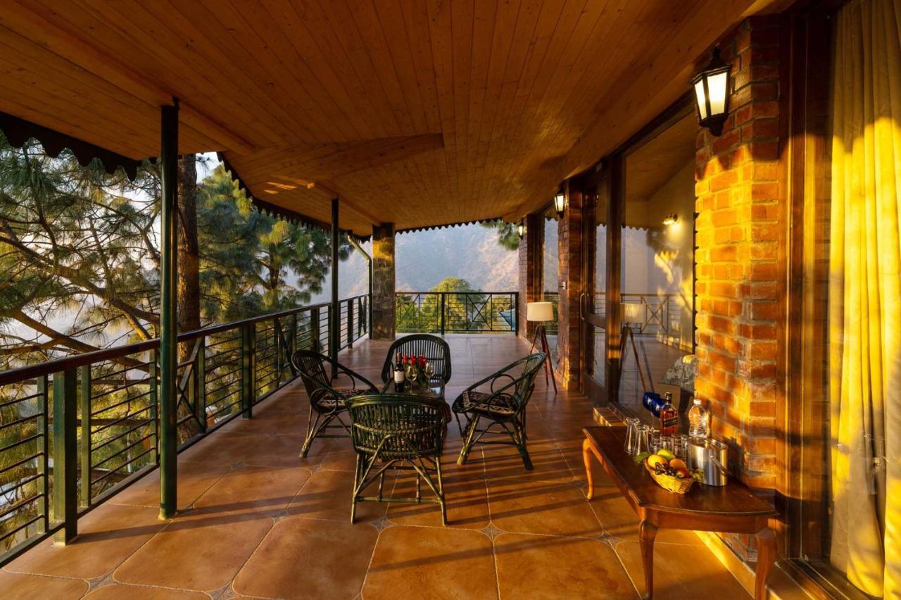 Stayvista At The Winter Line With Complimentary Breakfast Kasauli Kültér fotó
